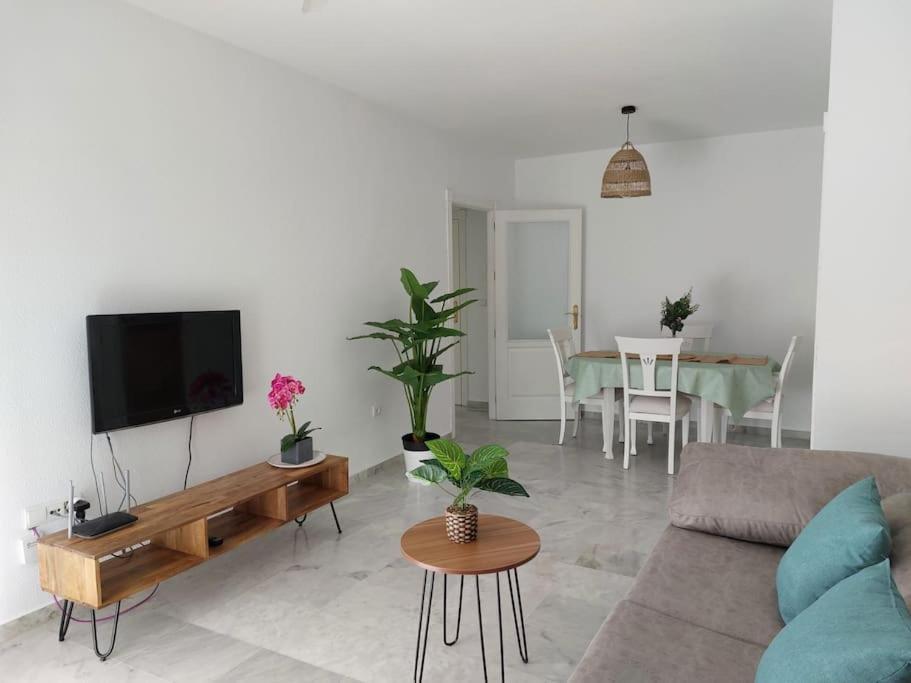Apartamento Con Vistas Al Mar. ซาโลเบรญา ภายนอก รูปภาพ